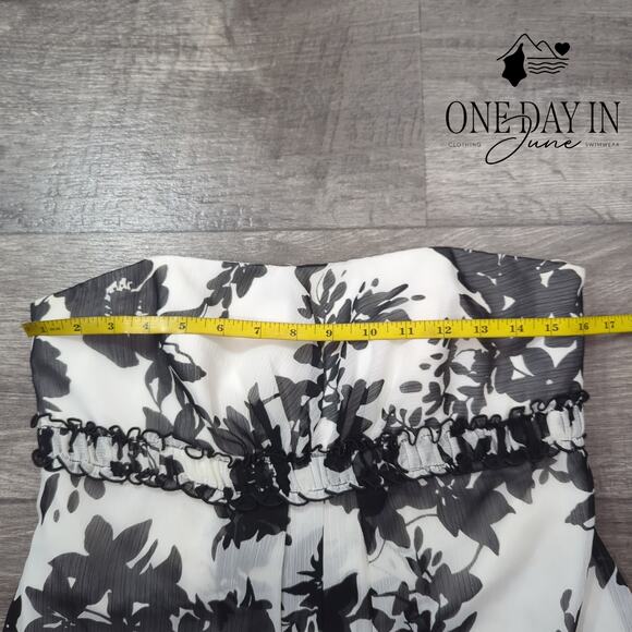 David's Bridal Sleeveless Layered Mini Dress Size 10 - Picture 3 of 5